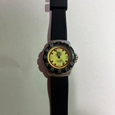 Montre de plongée TAG Heuer