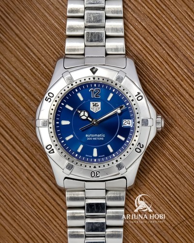 Rare montre plongée - de,